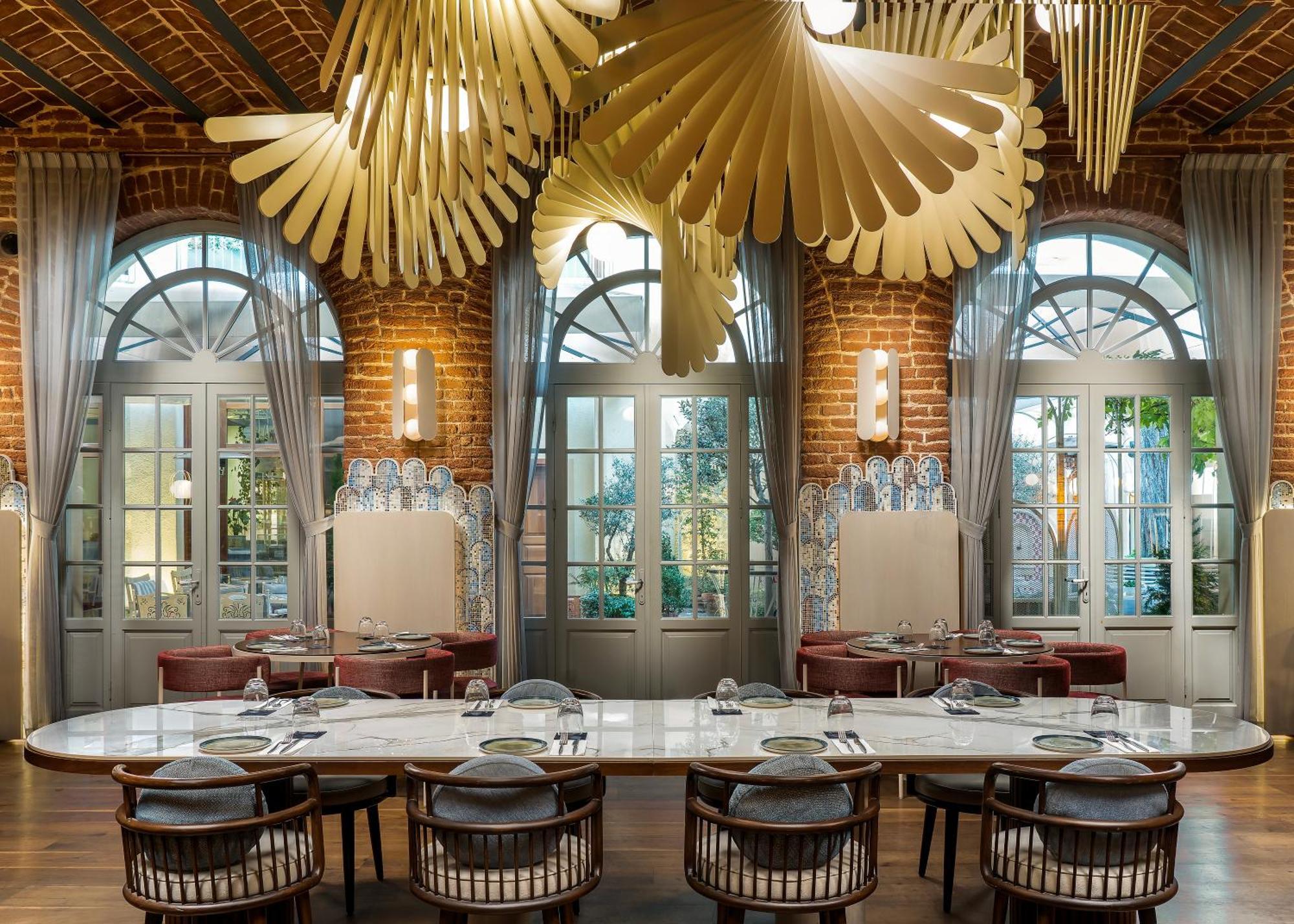 Ecole St. Pierre Hotel Истанбул Екстериор снимка